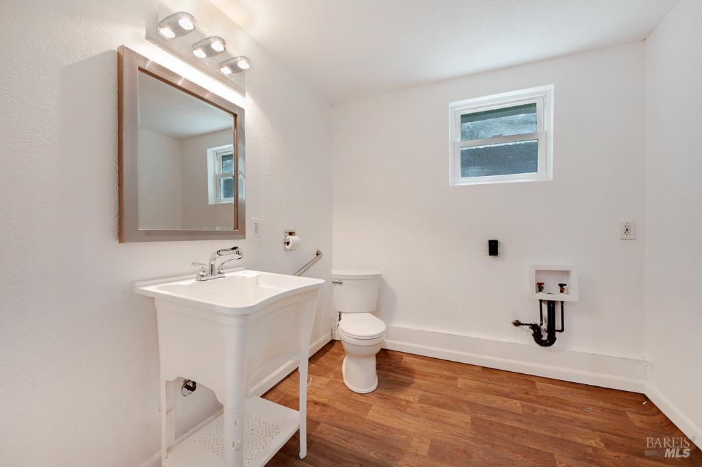 14783-14785 Armstrong Woods Road Guerneville CA 95446