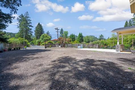 14783-14785 Armstrong Woods Road Guerneville CA 95446