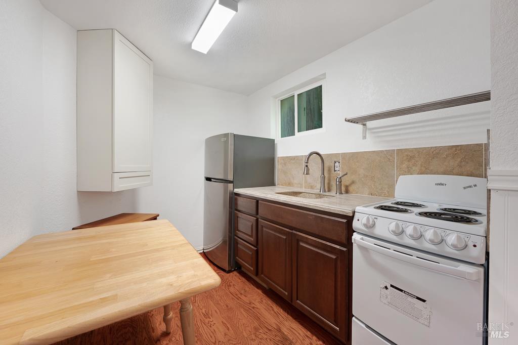 14783-14785 Armstrong Woods Road Guerneville CA 95446