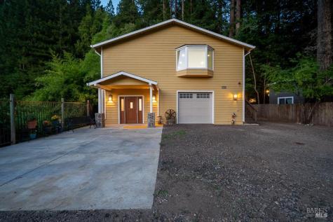 14783-14785 Armstrong Woods Road Guerneville CA 95446
