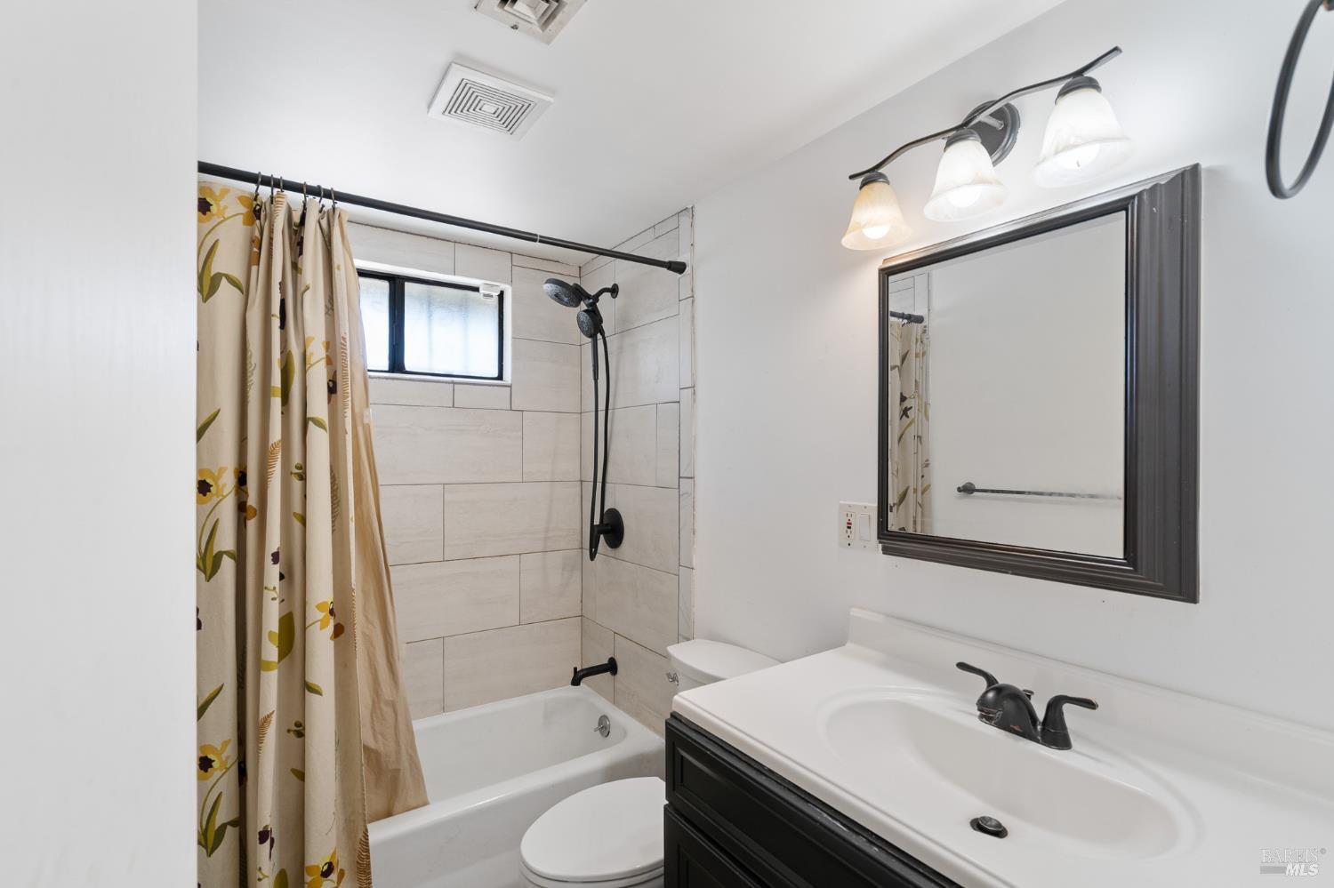 123 Spencer Street Vallejo CA 94589