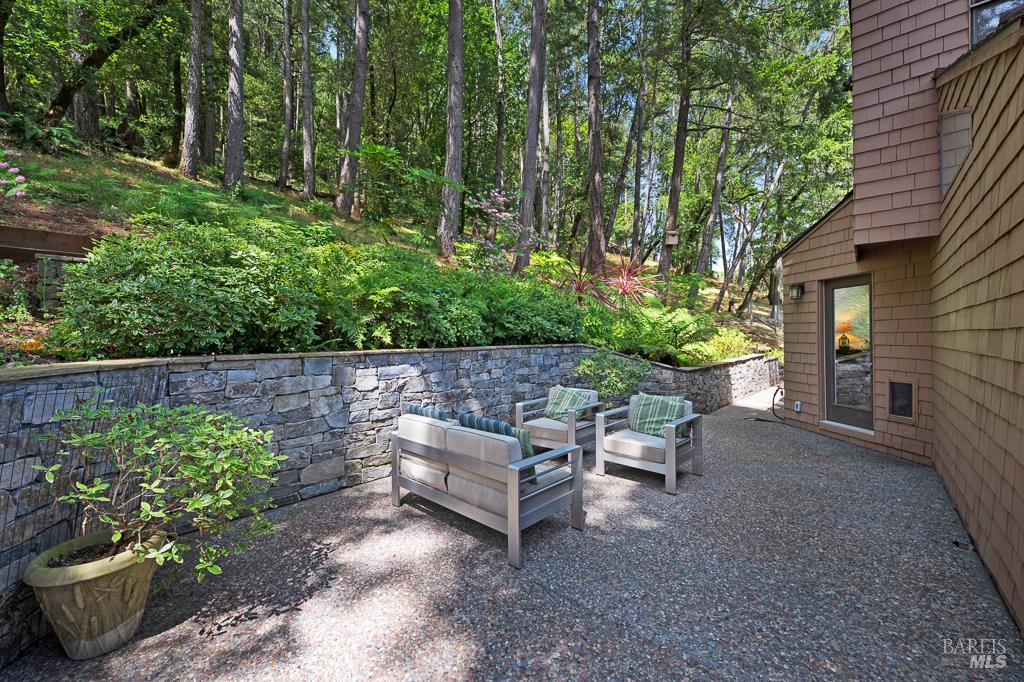 827 Wild Oak Drive Santa Rosa CA 95409