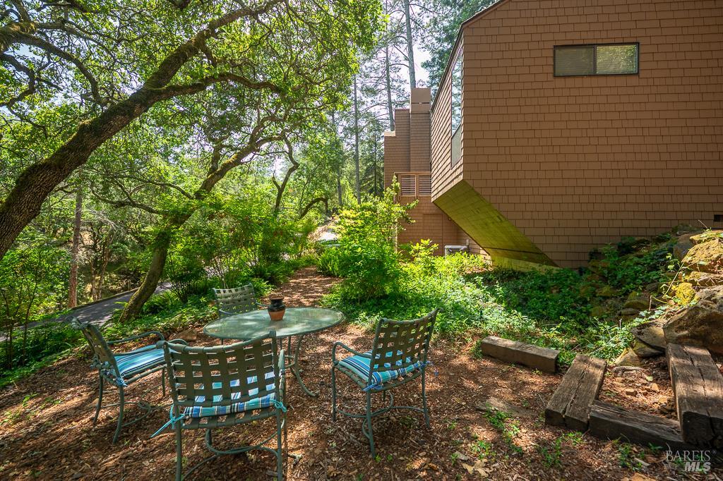 827 Wild Oak Drive Santa Rosa CA 95409