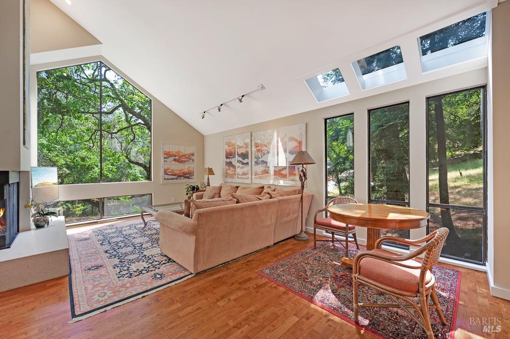 827 Wild Oak Drive Santa Rosa CA 95409