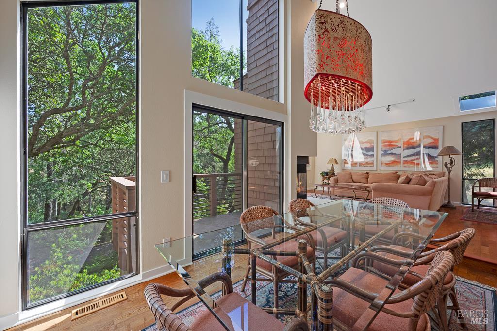 827 Wild Oak Drive Santa Rosa CA 95409