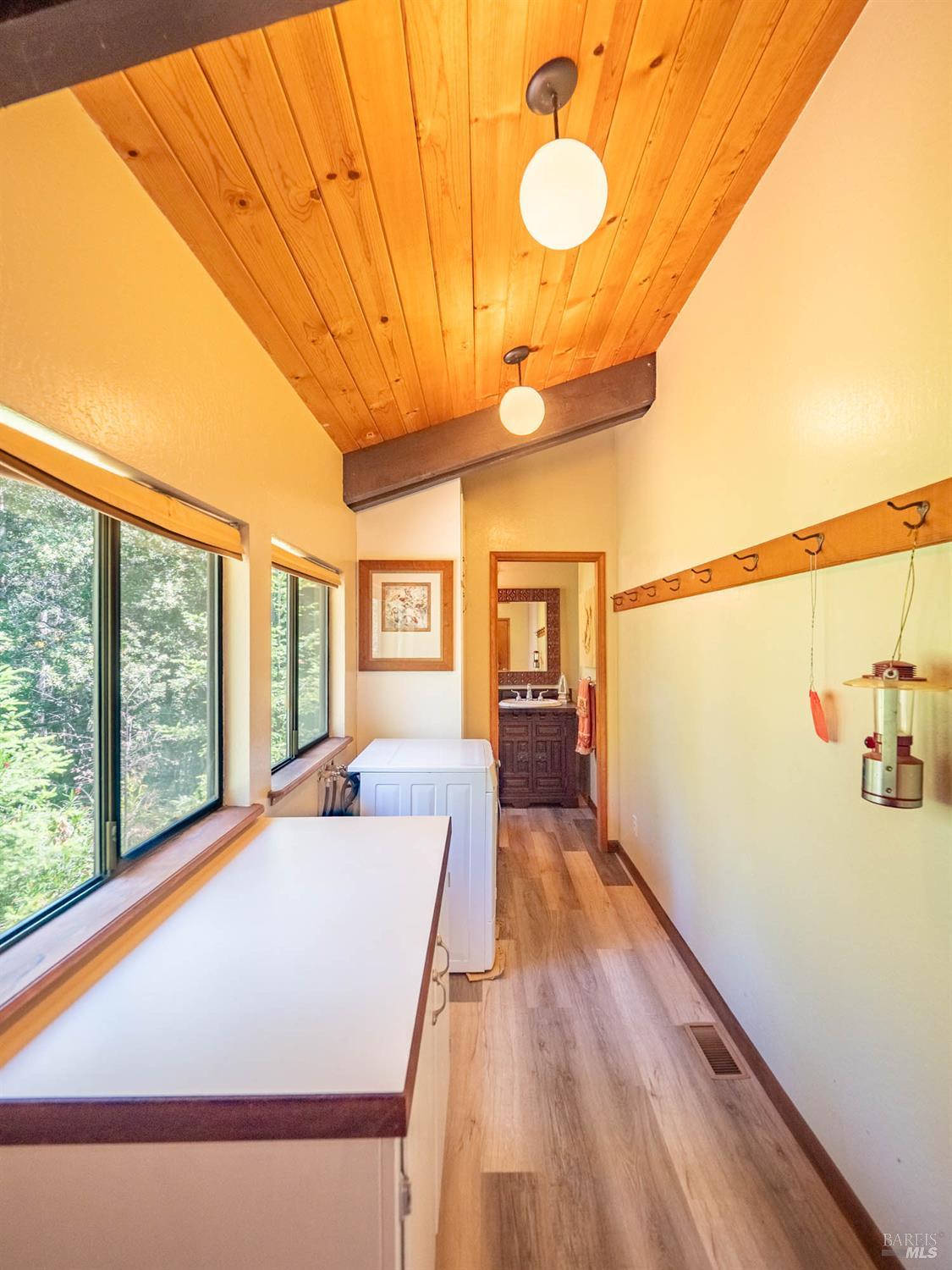 7701 Signal Ridge Road Philo CA 95466