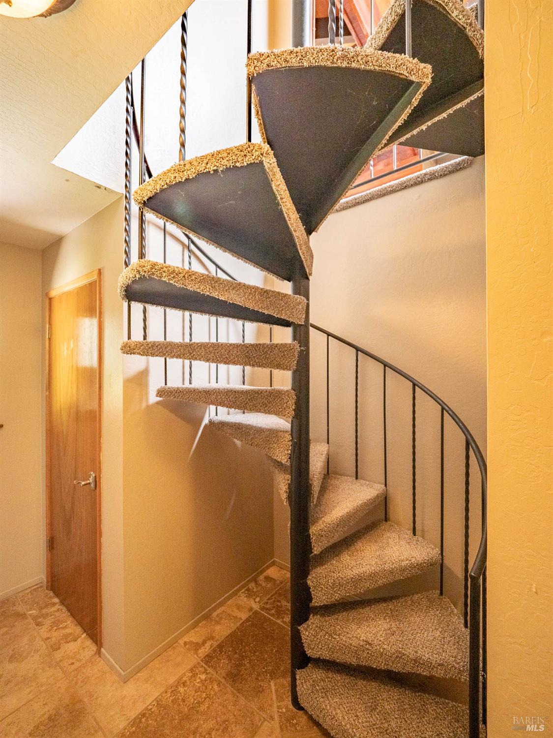 7701 Signal Ridge Road Philo CA 95466