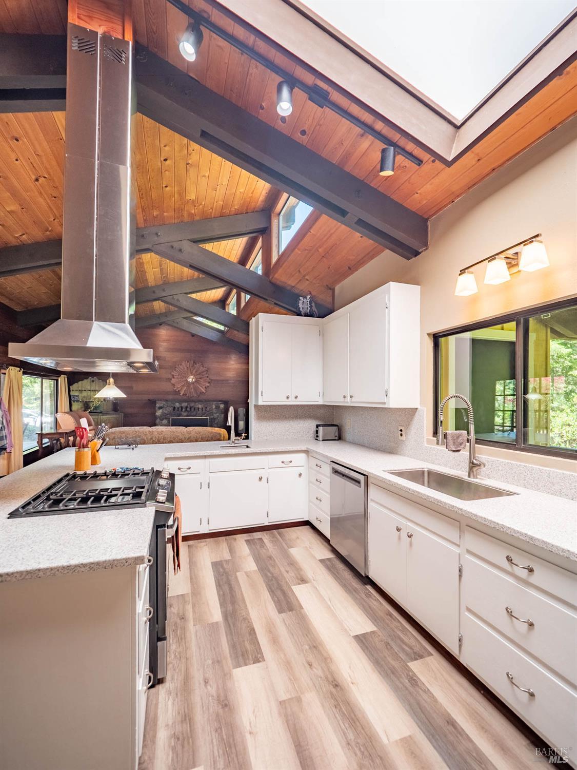 7701 Signal Ridge Road Philo CA 95466