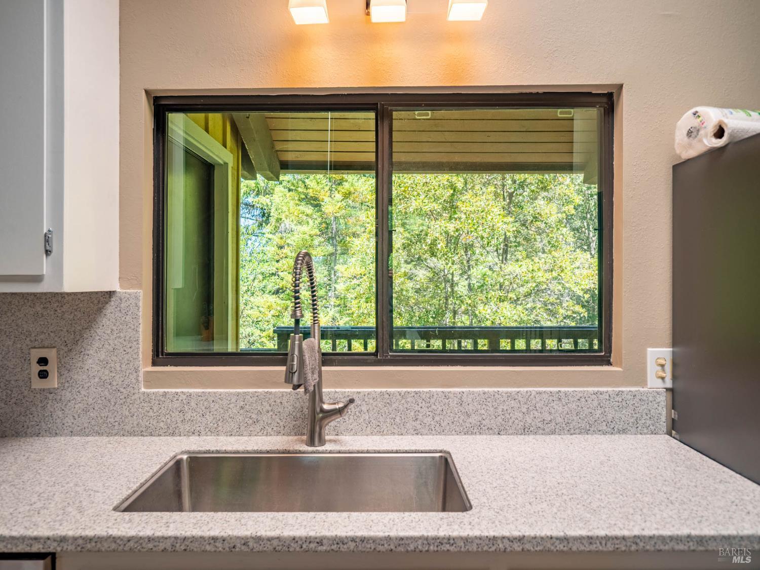 7701 Signal Ridge Road Philo CA 95466