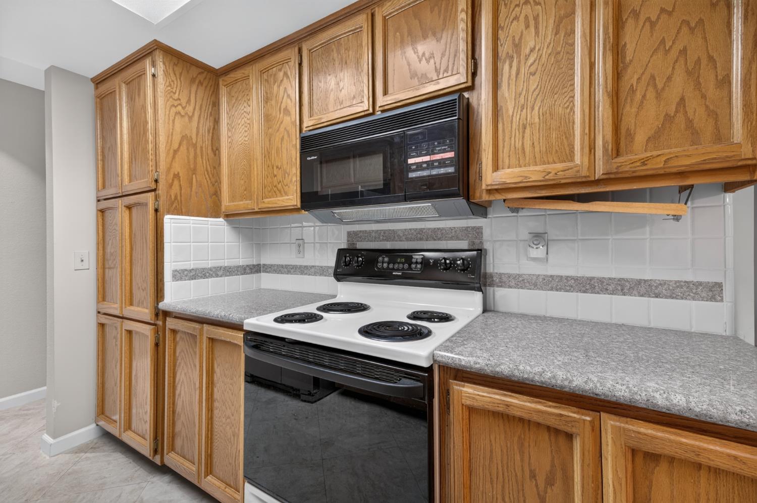 1724 Amber Leaf Way Lodi CA 95242