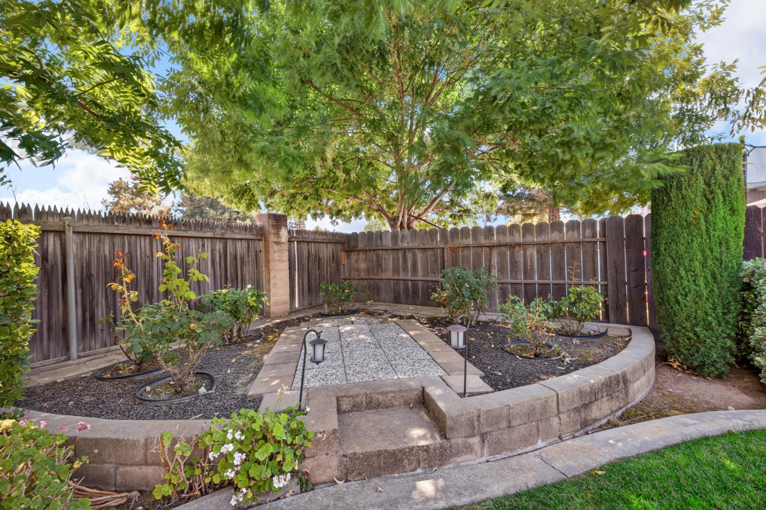 1724 Amber Leaf Way Lodi CA 95242