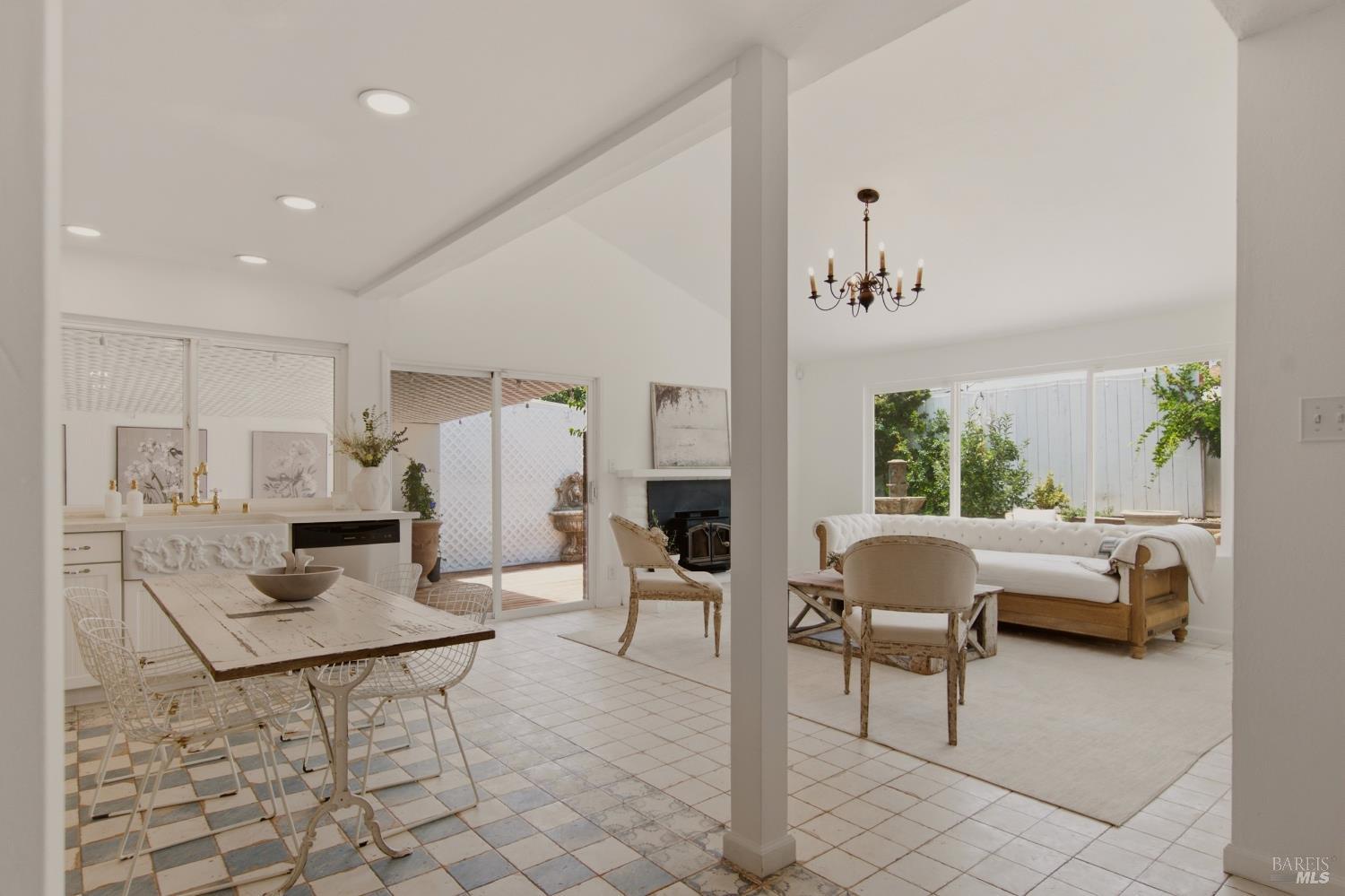 4465 Moffitt Drive Napa CA 94558