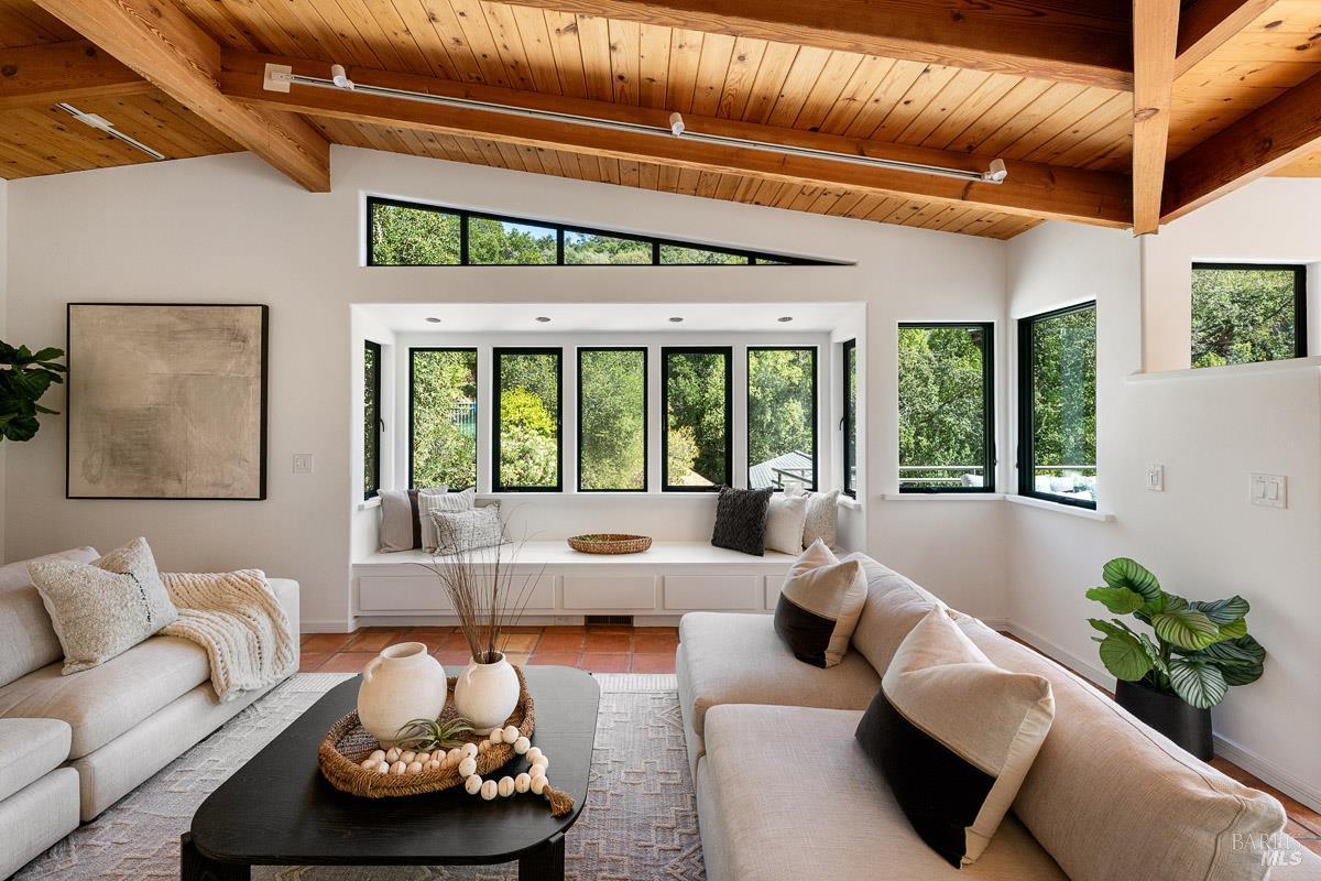 200 Deer Hollow Road San Anselmo CA 94960