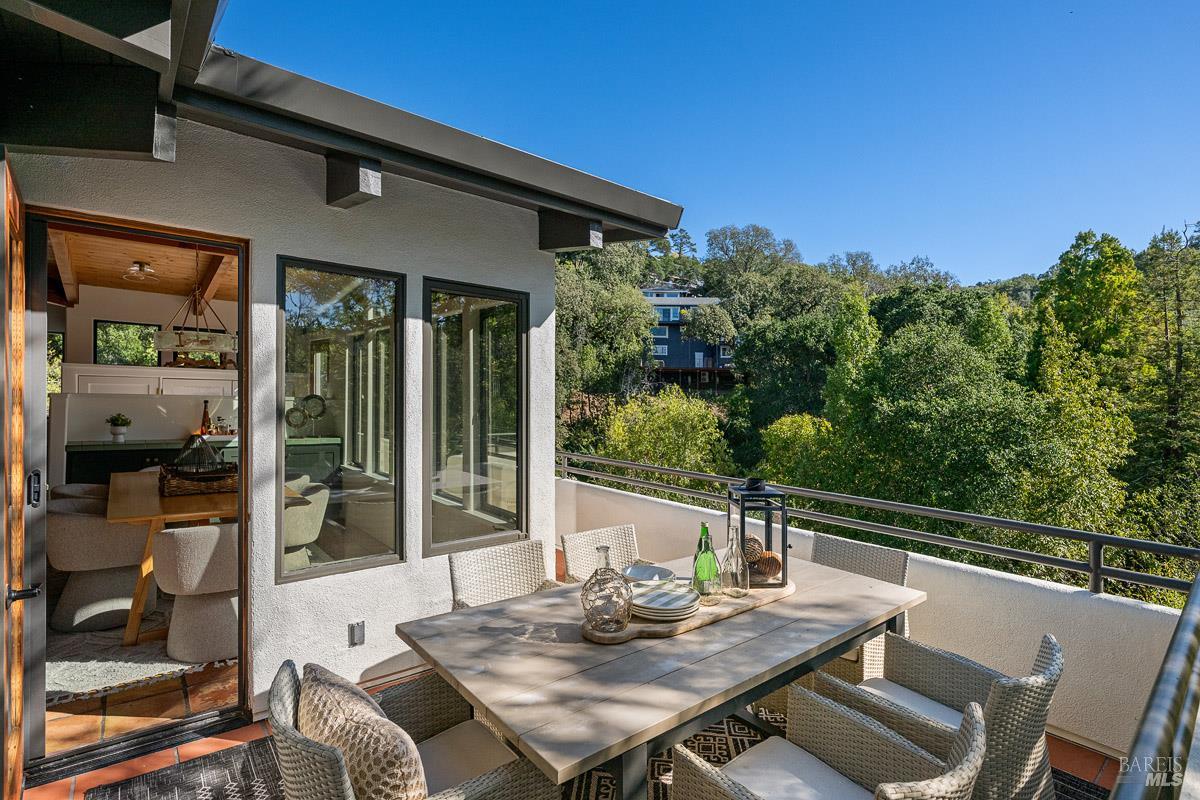 200 Deer Hollow Road San Anselmo CA 94960