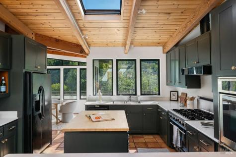 200 Deer Hollow Road San Anselmo CA 94960