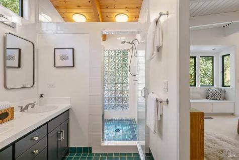 200 Deer Hollow Road San Anselmo CA 94960