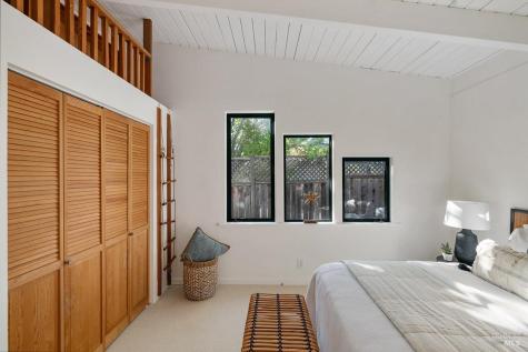 200 Deer Hollow Road San Anselmo CA 94960