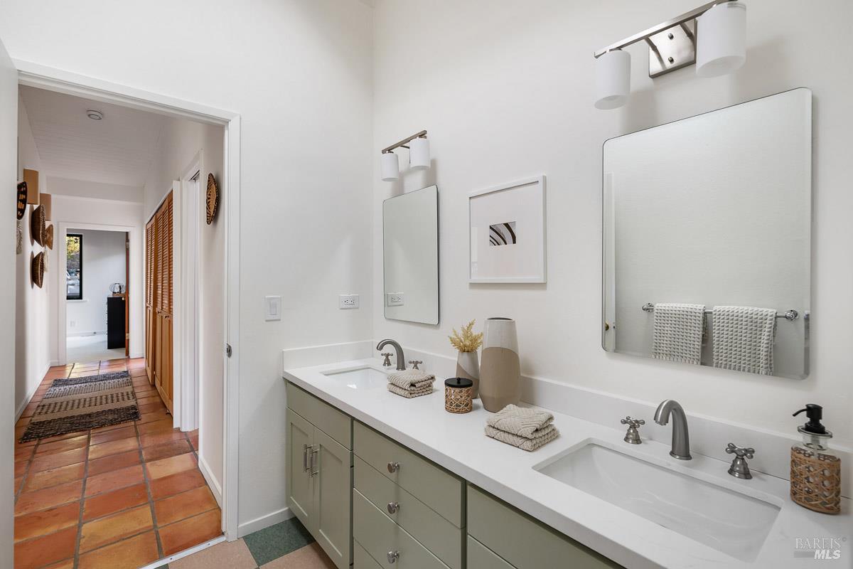 200 Deer Hollow Road San Anselmo CA 94960