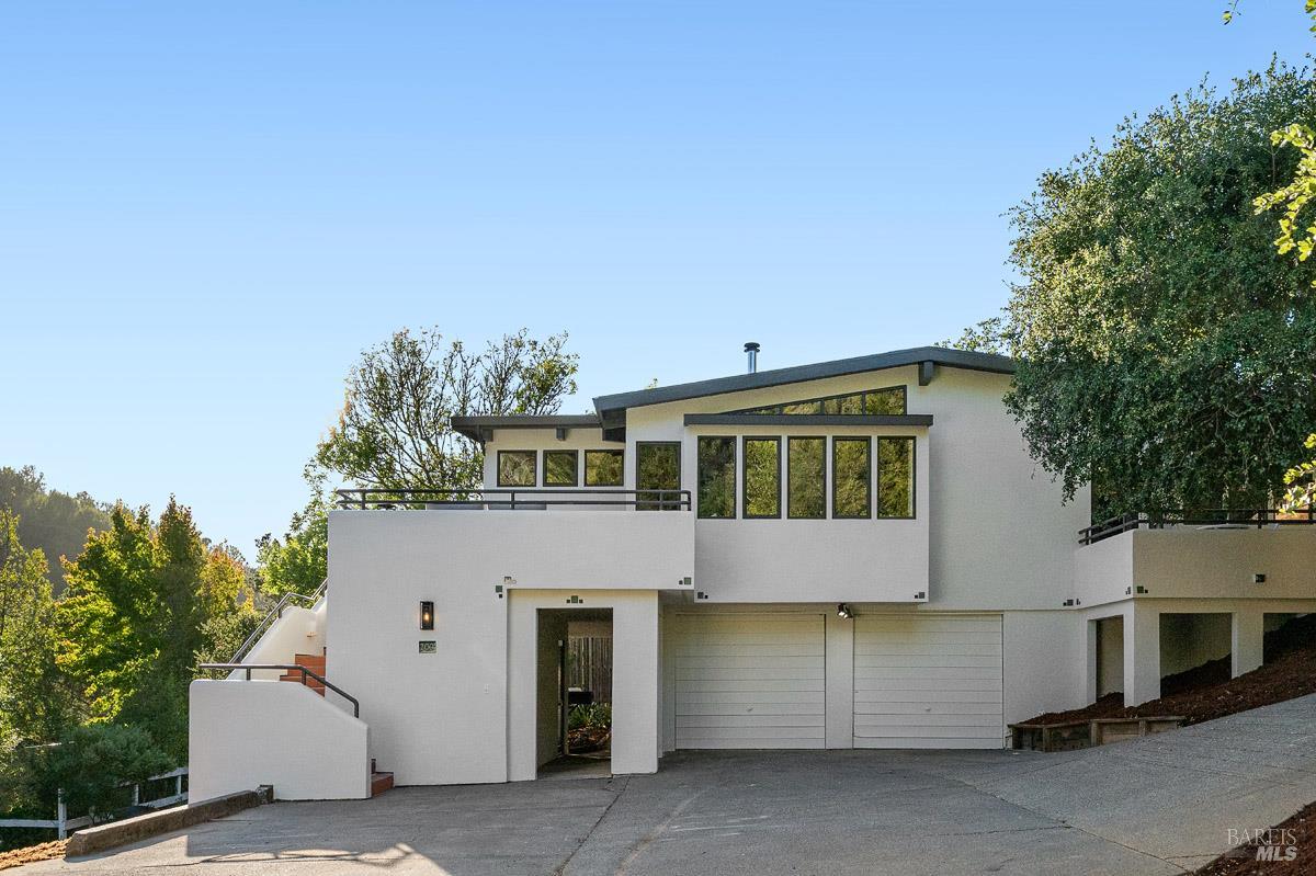 200 Deer Hollow Road San Anselmo CA 94960