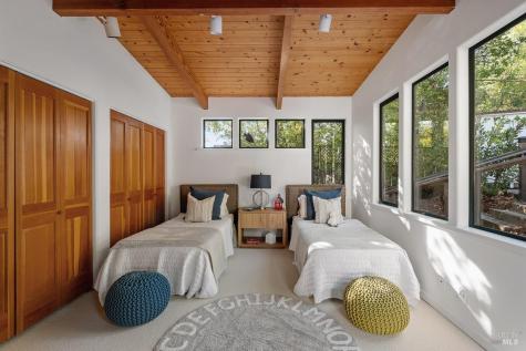 200 Deer Hollow Road San Anselmo CA 94960