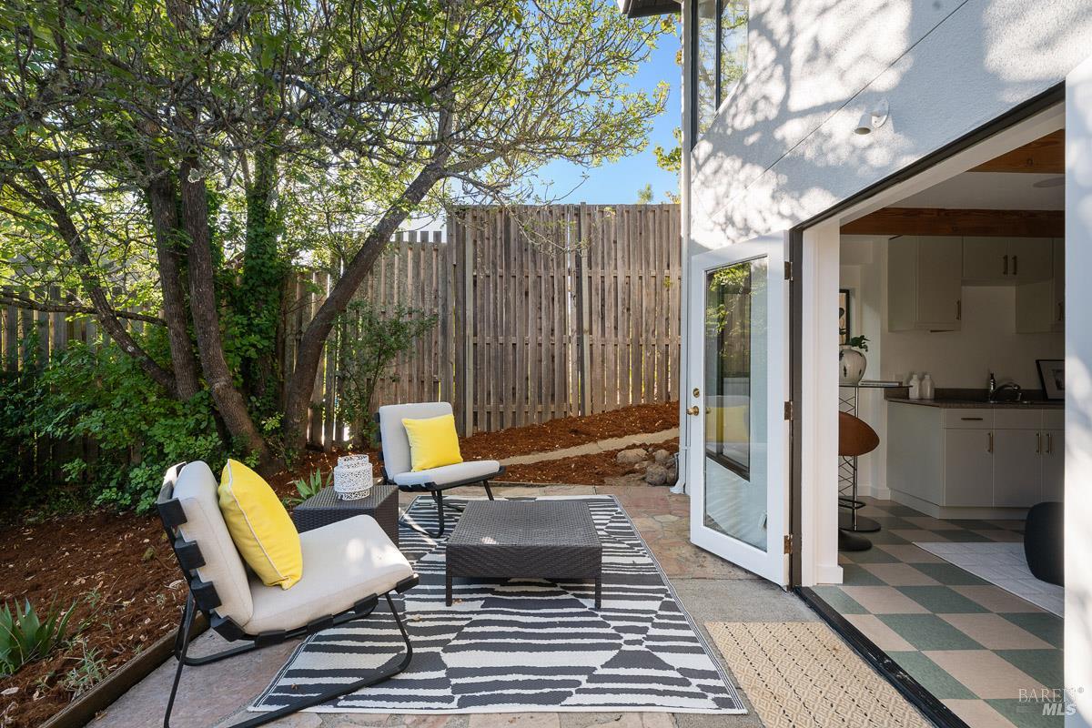200 Deer Hollow Road San Anselmo CA 94960
