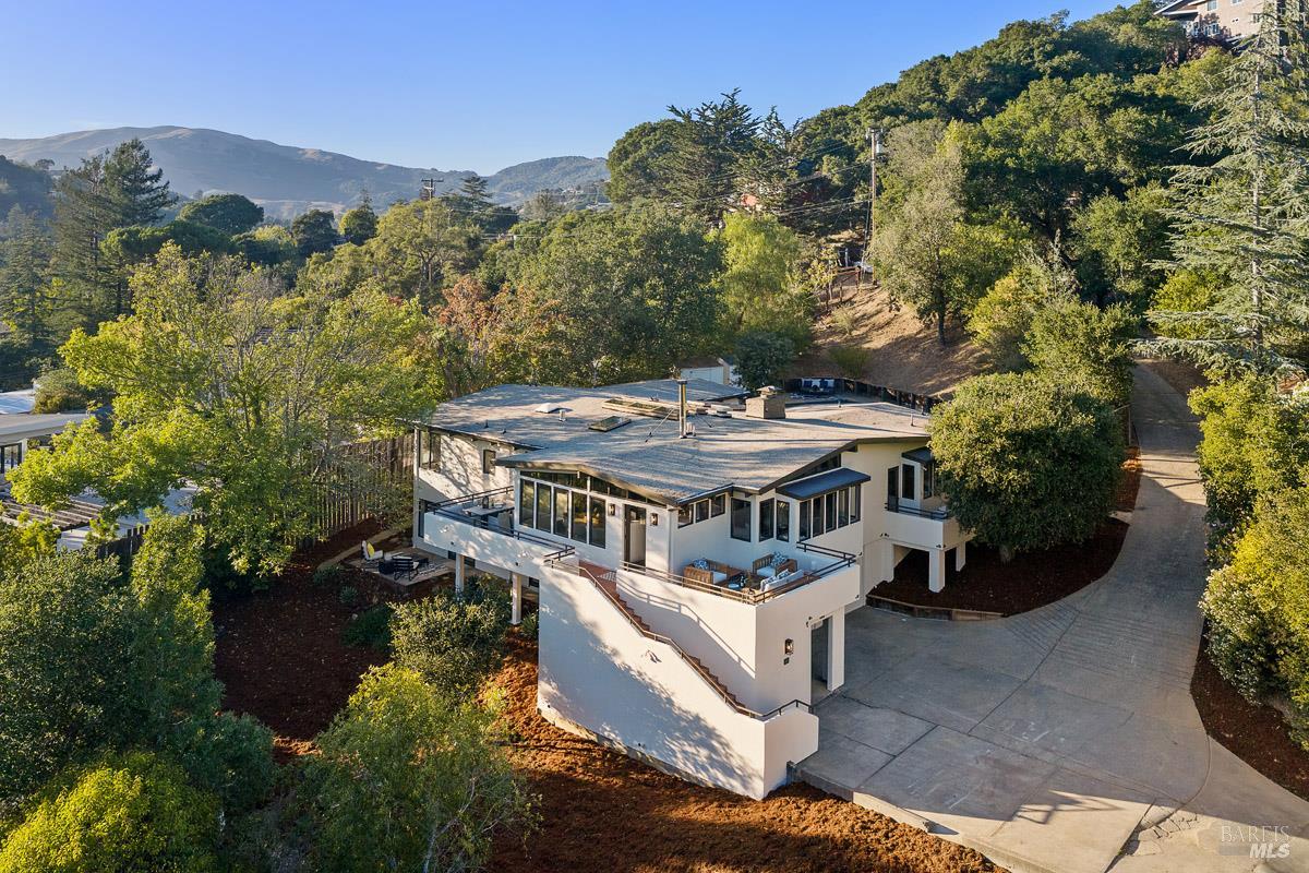 200 Deer Hollow Road San Anselmo CA 94960