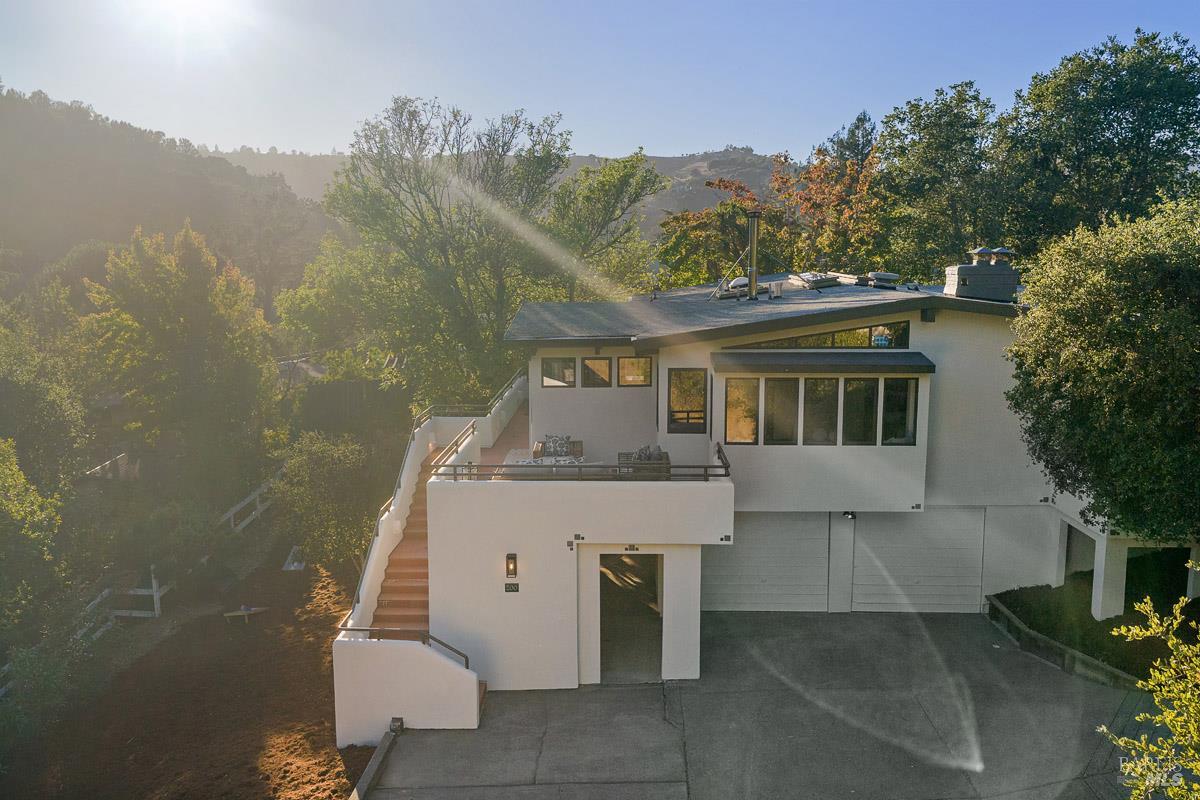 200 Deer Hollow Road San Anselmo CA 94960