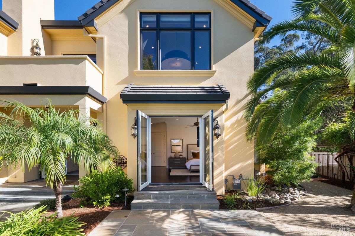 220 Deer Park Avenue San Rafael CA 94901