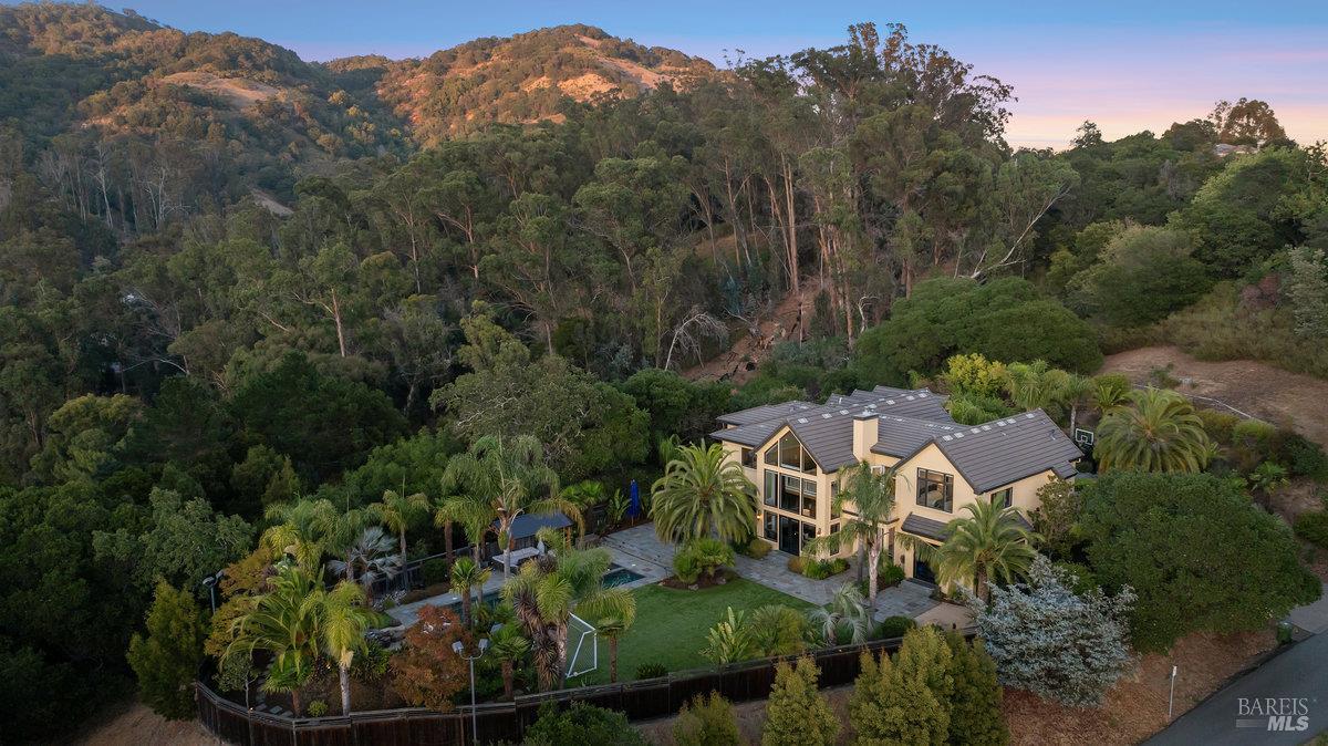 220 Deer Park Avenue San Rafael CA 94901
