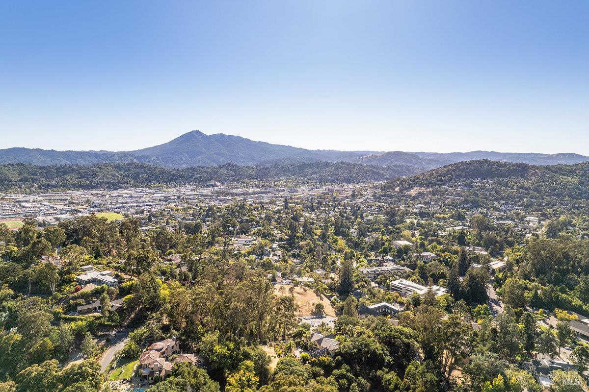 220 Deer Park Avenue San Rafael CA 94901