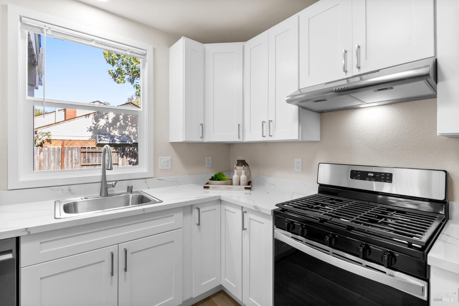734 Illinois Street Vallejo CA 94590