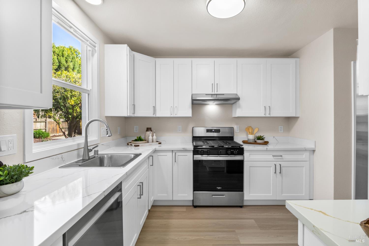 734 Illinois Street Vallejo CA 94590
