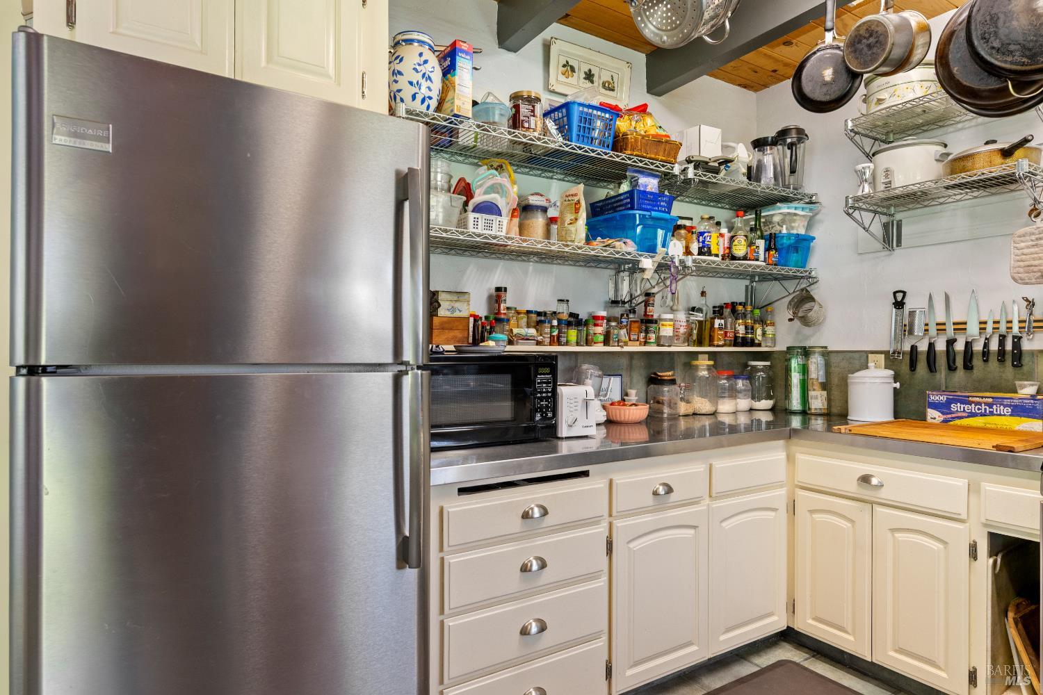 6733 Live Oak Drive Kelseyville CA 95451