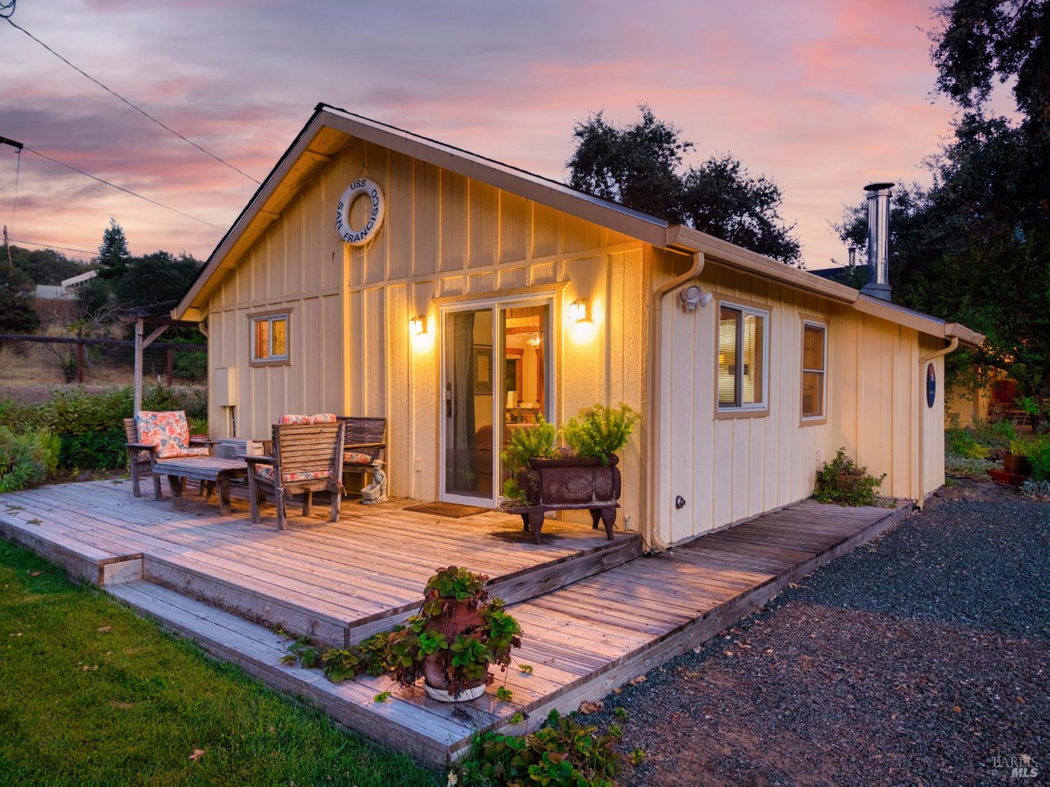 6733 Live Oak Drive Kelseyville CA 95451