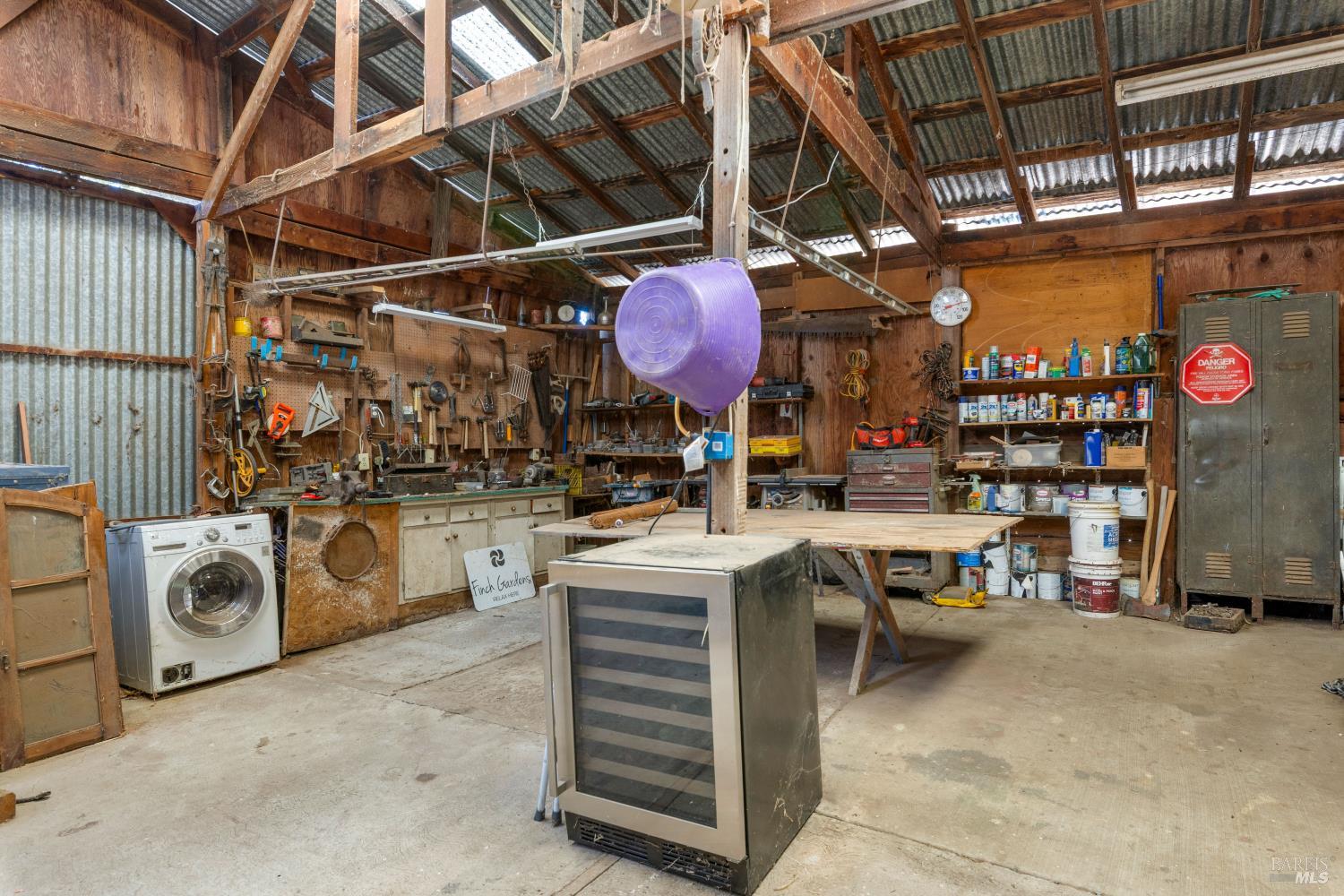 6733 Live Oak Drive Kelseyville CA 95451