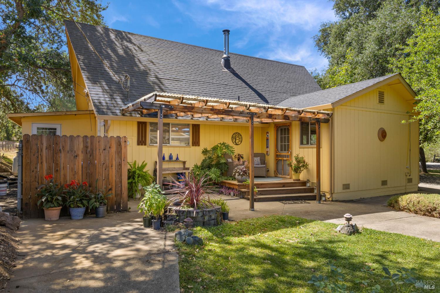 6733 Live Oak Drive Kelseyville CA 95451