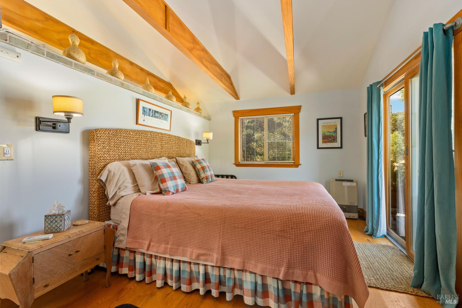 6733 Live Oak Drive Kelseyville CA 95451
