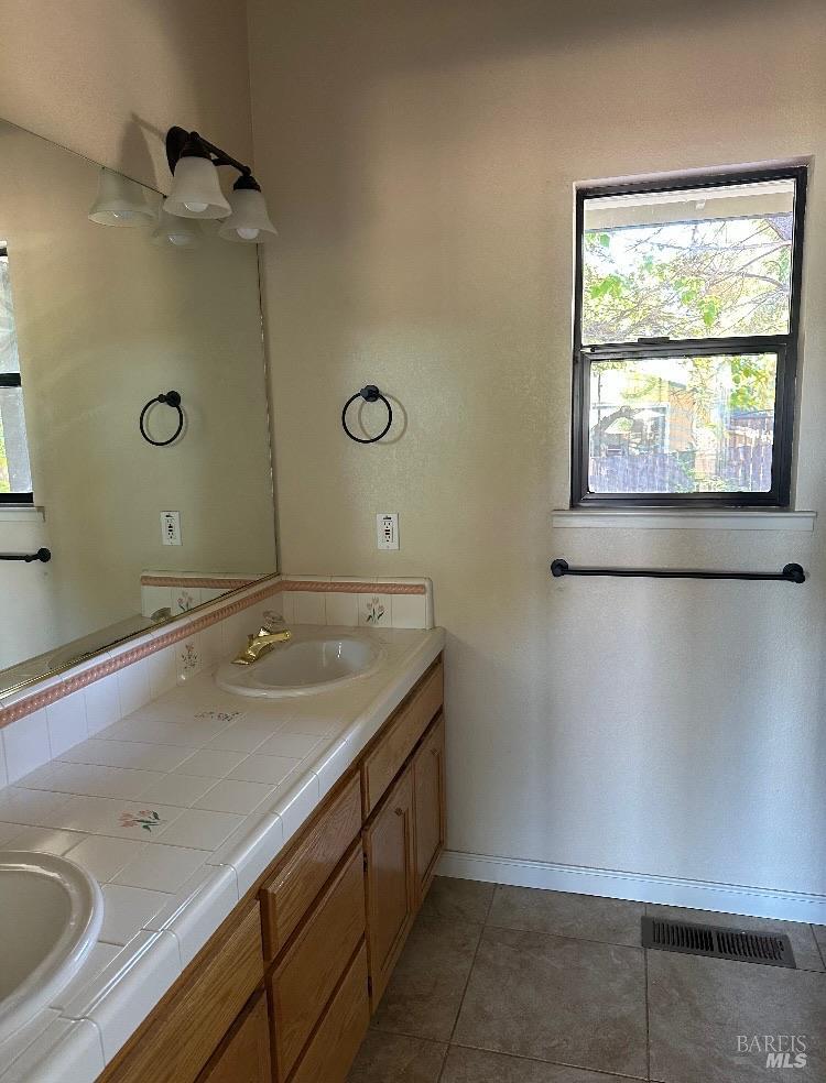 7958 Shira Street Windsor CA 95492