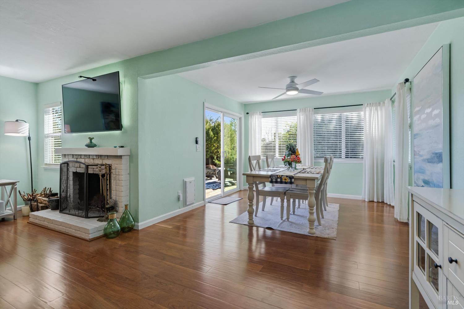 7387 Barbi Lane Rohnert Park CA 94928