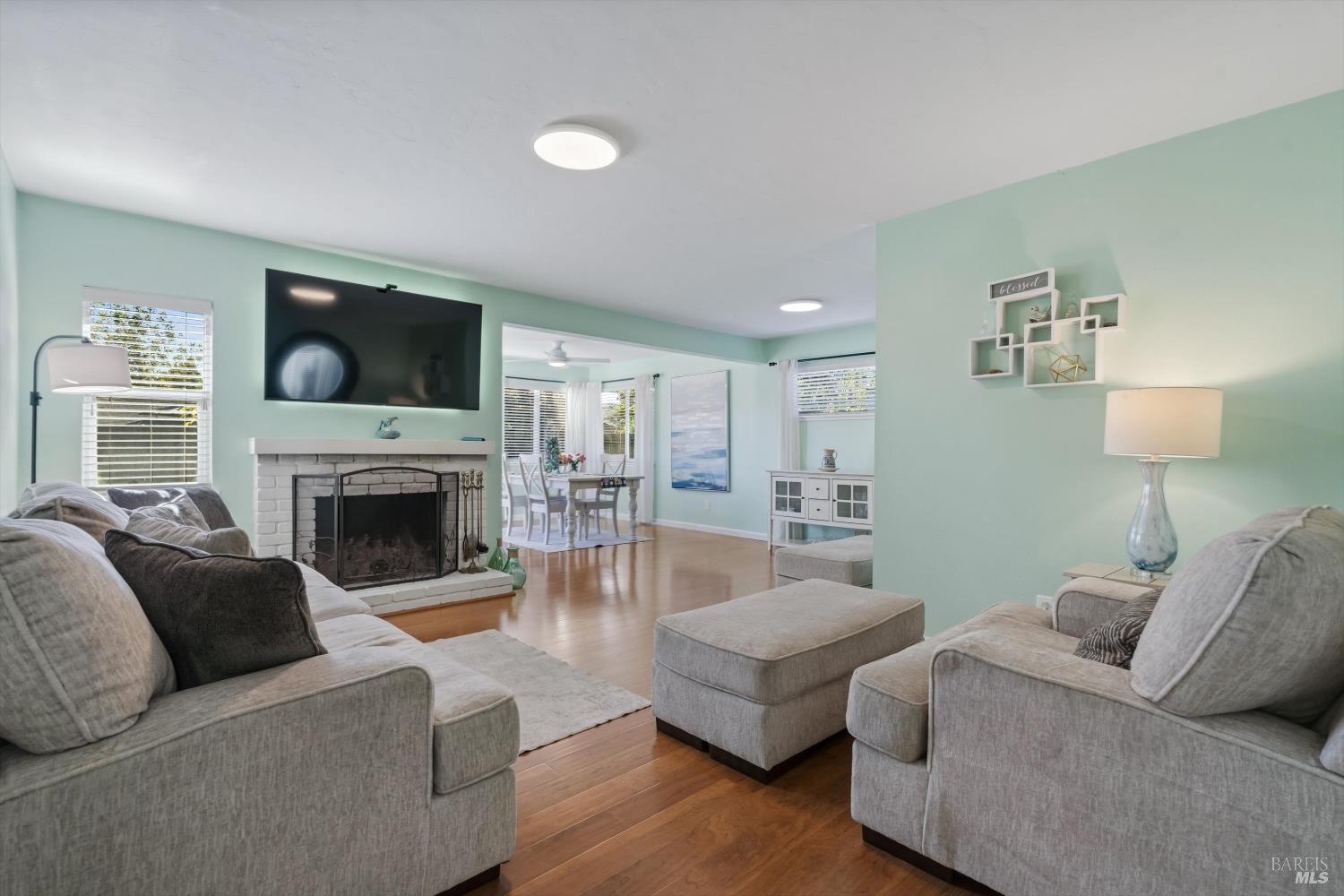 7387 Barbi Lane Rohnert Park CA 94928