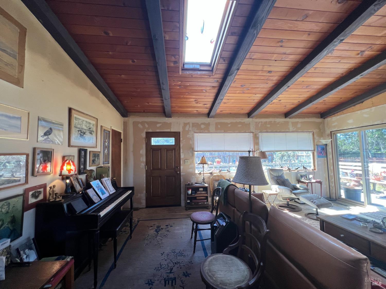 25221 Ward Avenue Fort Bragg CA 95437
