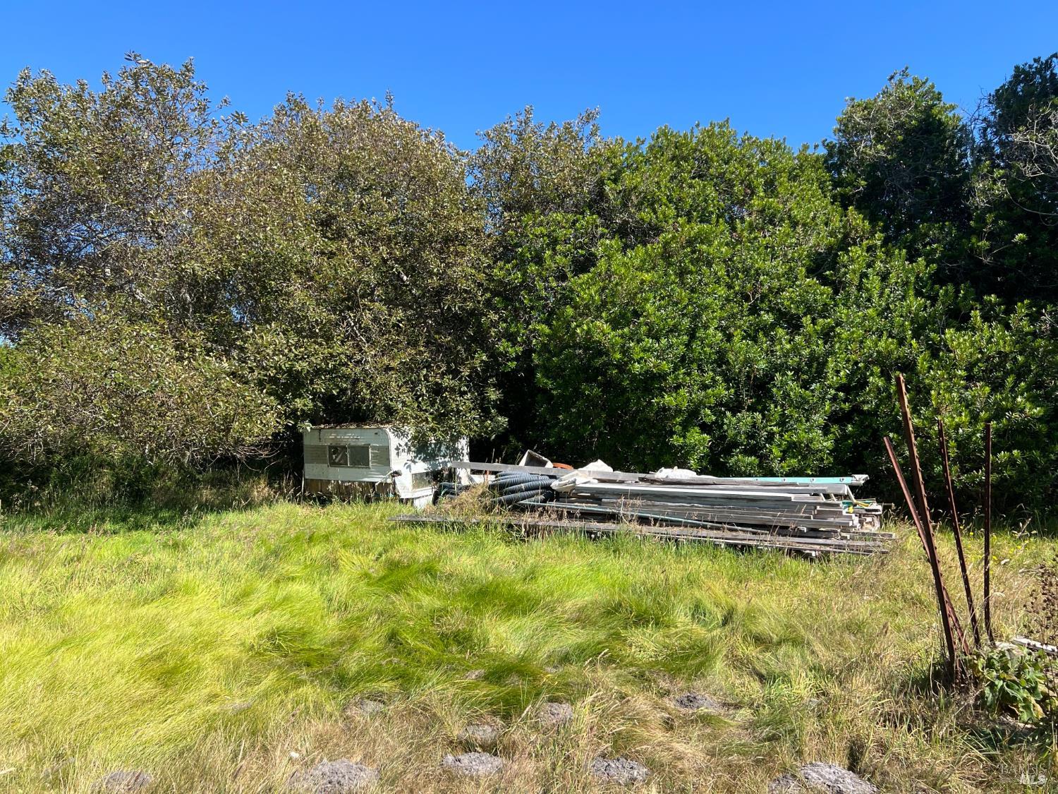 25221 Ward Avenue Fort Bragg CA 95437