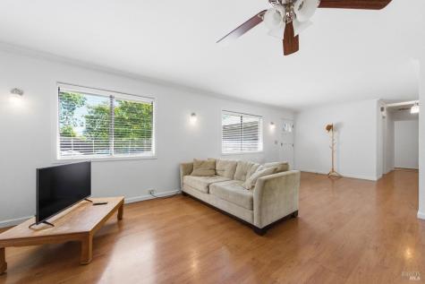 486 Landsdown Circle Rohnert Park CA 94928