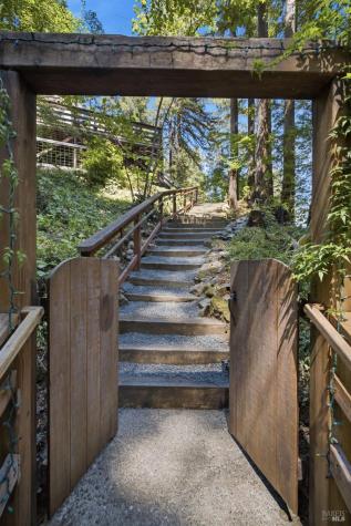 9085 Middle Terrace Monte Rio CA 95462