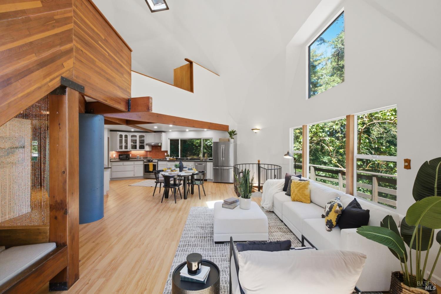 9085 Middle Terrace Monte Rio CA 95462