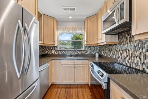 2613 Village Side Drive Santa Rosa CA 95405