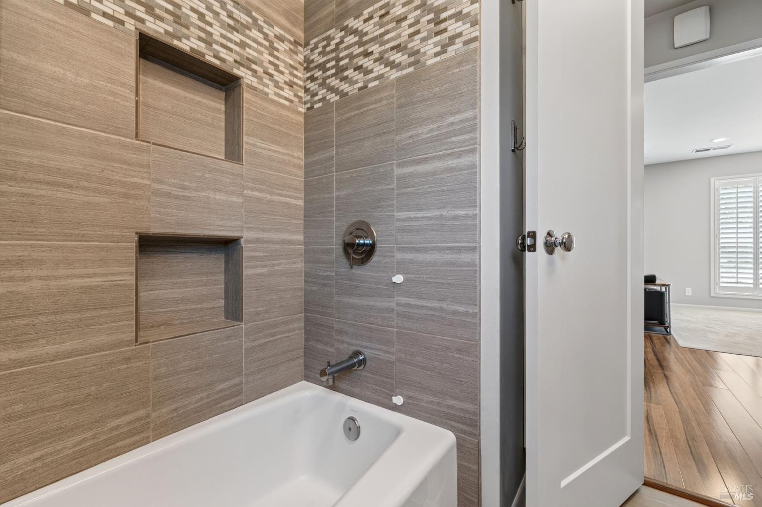 2613 Village Side Drive Santa Rosa CA 95405
