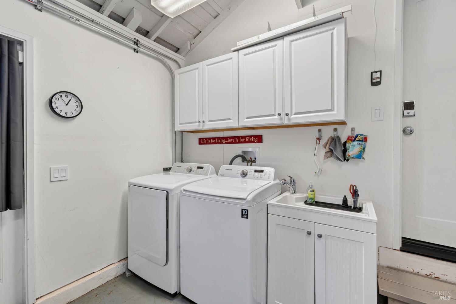 2613 Village Side Drive Santa Rosa CA 95405