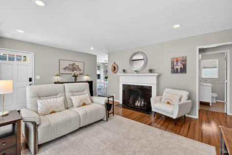 2613 Village Side Drive Santa Rosa CA 95405