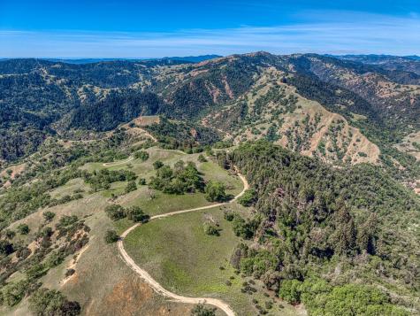 12300 Skaggs Road Geyserville CA 95441